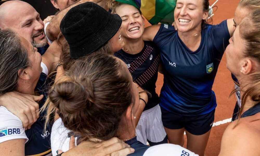 tenis:-laura-pigossi-faz-1o-jogo-do-brasil-no-billie-jean-king-cup