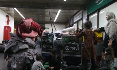 mais-de-140-afegaos-estao-acampados-em-aeroporto-de-sao-paulo