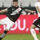 vasco-e-corinthians-jogam-para-se-afastar-da-zona-do-rebaixamento