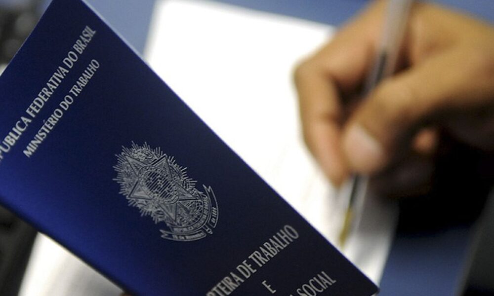 pela-1a-vez,-brasil-tem-mais-de-100-milhoes-de-trabalhadores-ocupados