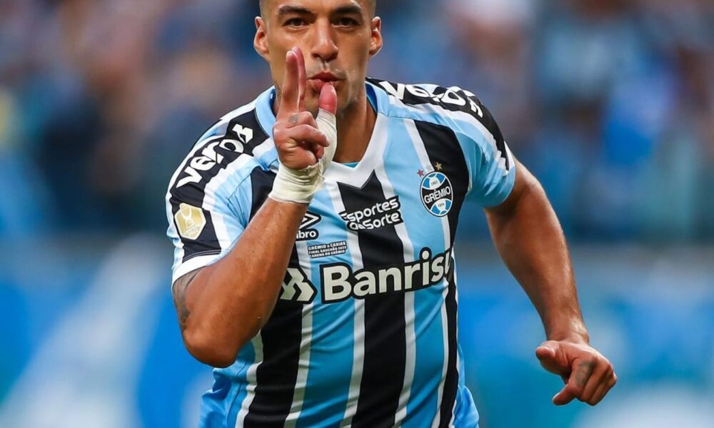 suarez-e-aline-gomes-ganham-bola-de-ouro-do-campeonato-brasileiro