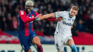 girona-faz-4,-derrota-o-barcelona-fora-e-assume-a-lideranca-isolada-do-espanhol