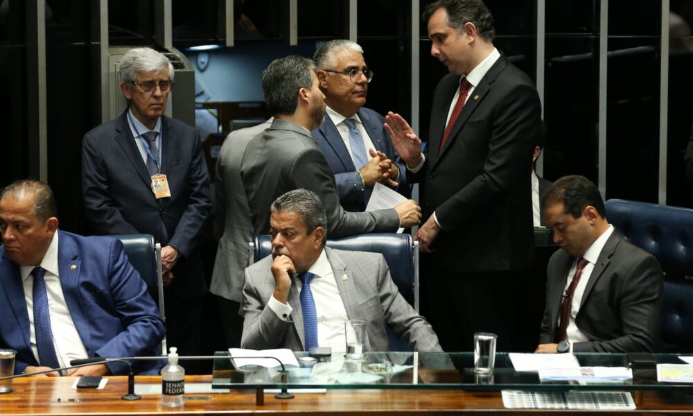 senado-aprova-taxacao-de-apostas-esportivas,-mas-desidrata-texto