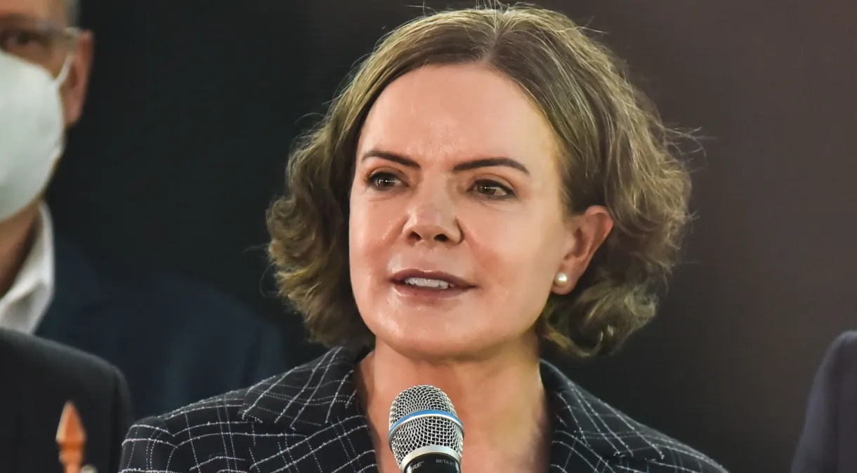 pt-lanca-cartilha-para-combate-as-fake-news-nas-eleicoes-de-2024-–-folha-de-dourados-–-noticias-de-dourados-ms-e-regiao