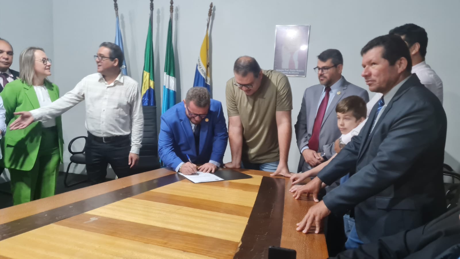 camara-aprova-e-prefeitura-vai-custear-30%-da-taxa-do-lixo-em-2024-|-portal-prefeitura-de-dourados