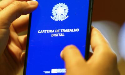 taxa-de-desemprego-no-trimestre-encerrado-em-novembro-cai-para-7,5%
