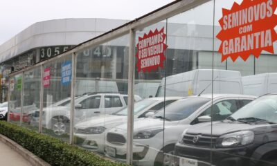 producao-de-veiculos-cai-1,9%-em-2023,-diz-anfavea