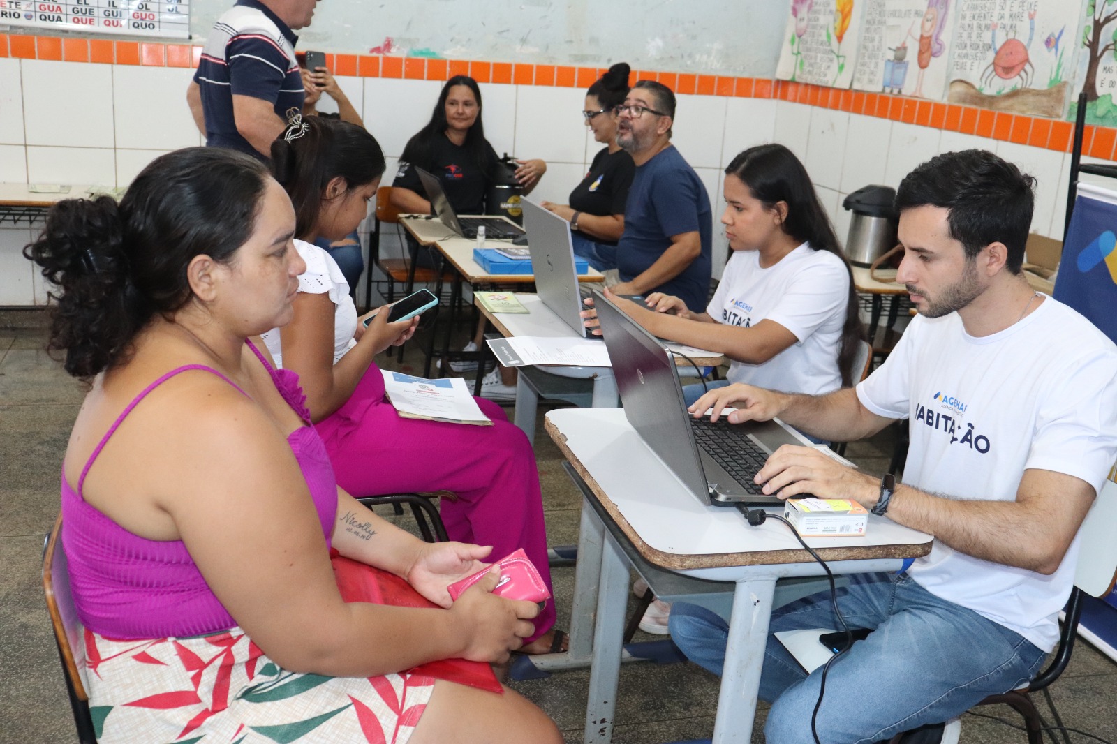 prefeitura-leva-servicos-do-‘sabado-especial’-ao-jardim-florida-|-portal-prefeitura-de-dourados