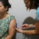 mulheres-sao-maioria-nas-quase-12-mil-pessoas-que-ja-se-vacinaram-contra-dengue-|-portal-prefeitura-de-dourados