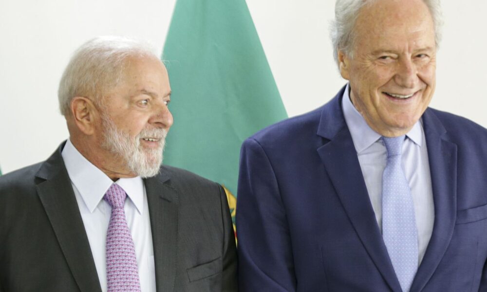 lula-assina-nomeacao-de-lewandowski-no-ministerio-da-justica