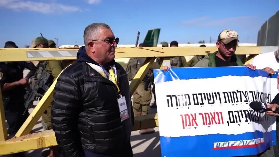 familias-de-refens-tentam-impedir-entrada-de-ajuda-em-gaza-–-folha-de-dourados-–-noticias-de-dourados-ms-e-regiao