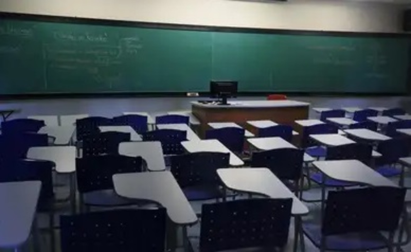 vestibulanda-excluida-da-lista-de-cotistas-garante-na-justica-matricula-em-universidade