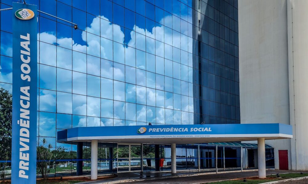 inss-convoca-4,3-milhoes-de-pessoas-para-fazer-prova-de-vida