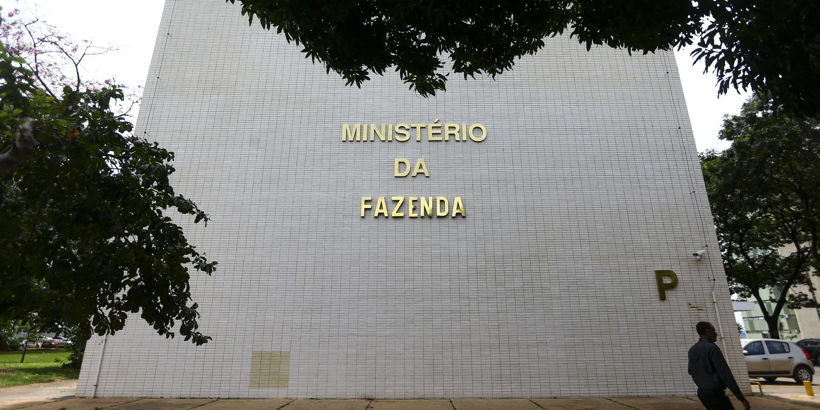 cmn-muda-regras-para-titulos-agricolas-e-imobiliarios