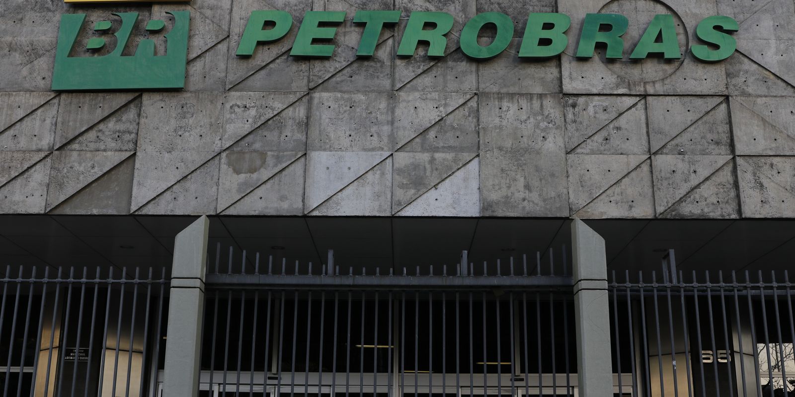 petrobras-atinge-maior-valor-de-mercado-de-sua-historia:-r$-552-bi