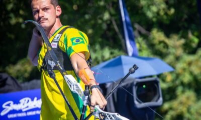 tiro-com-arco:-marcus-d'almeida-e-eleito-melhor-arqueiro-do-mundo