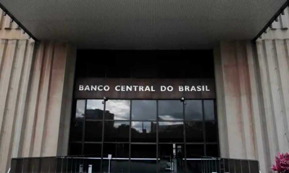 servidores-do-bc-paralisarao-atividades-nos-dias-20-e-21