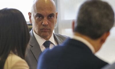 bolsonaro-pede-afastamento-de-alexandre-de-moraes-de-relatoria