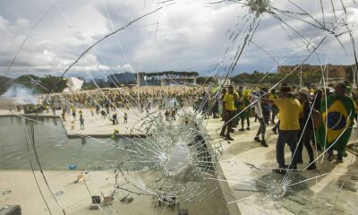 moraes-vota-pela-condenacao-de-mais-15-reus-pelos-atos-de-8-de-janeiro