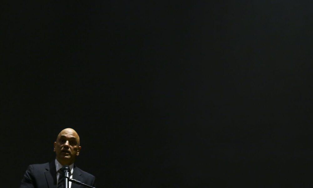 advogados-de-investigados-sobre-golpe-podem-se-falar,-diz-moraes
