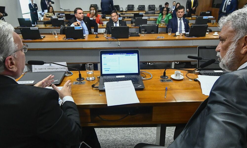 em-reuniao-reservada,-senadores-ouvem-secretario-sobre-fuga-em-mossoro