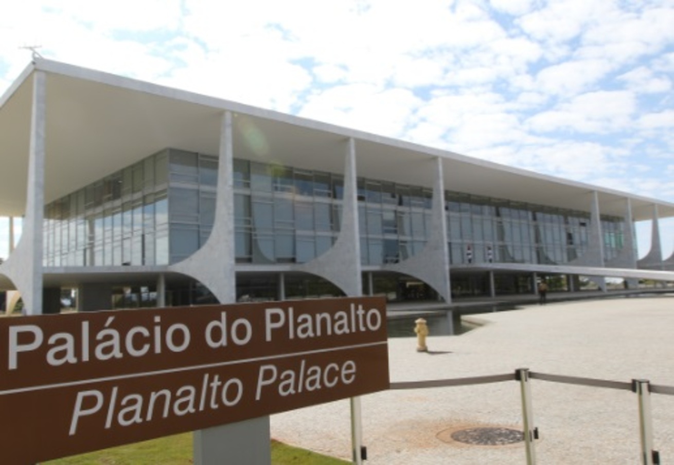 governo-prepara-proposta-para-renegociar-dividas-de-outros-paises-com-o-brasil