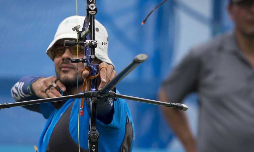 jogos-paralimpicos:-luciano-rezende-garante-vaga-no-tiro-com-arco