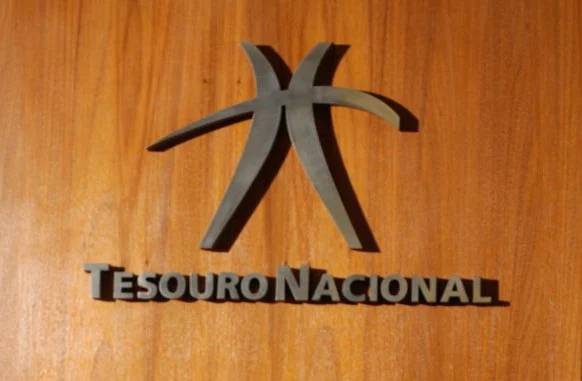 tesouro-diz-que,-sem-esforco-por-mais-receita,-meta-sera-descumprida-em-2025-e-2026