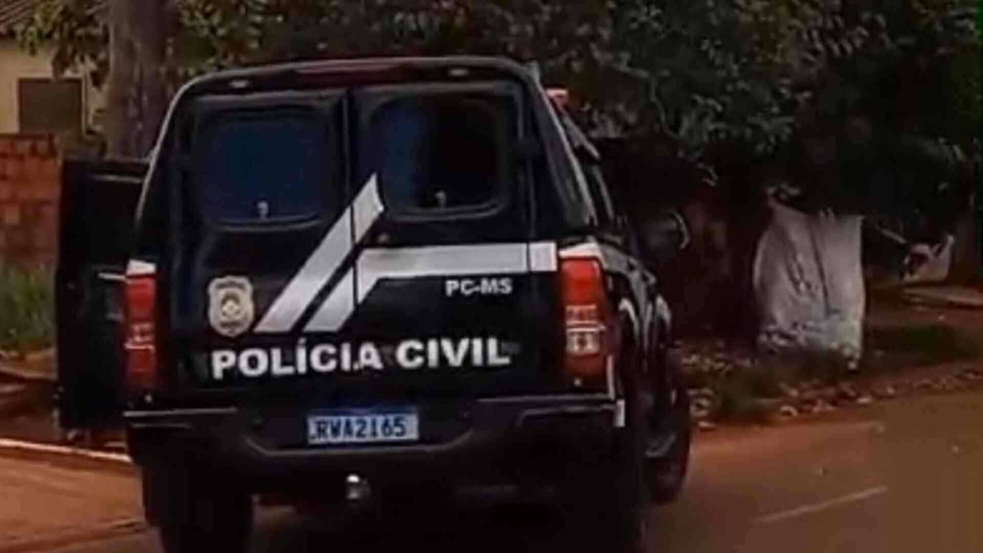 mae-e-filho-sao-presos-apos-agredir-ex-nora-a-tapas-e-socos-em-sidrolandia