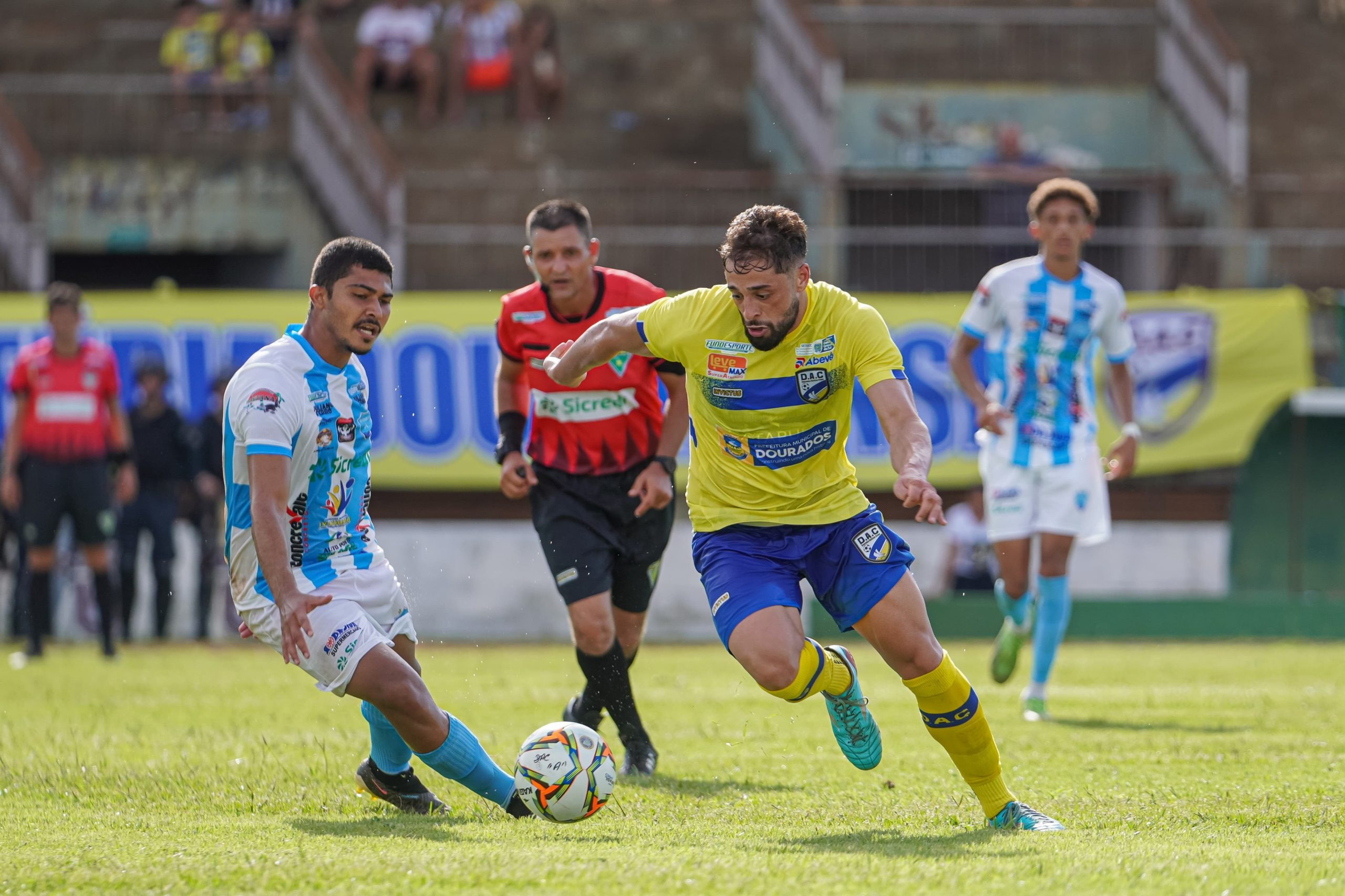dourados-ac-vence-ivinhema-e-avanca-com-lideranca-do-grupo-b-e-segunda-melhor-campanha-geral-|-portal-prefeitura-de-dourados