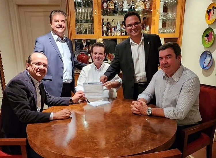 barbosinha-vai-a-sao-paulo-e-se-filia-ao-psd-com-kassab