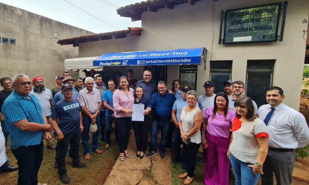 alan-guedes-sanciona-alteracao-na-lei-que-regulariza-servico-de-taxis-em-dourados-|-portal-prefeitura-de-dourados