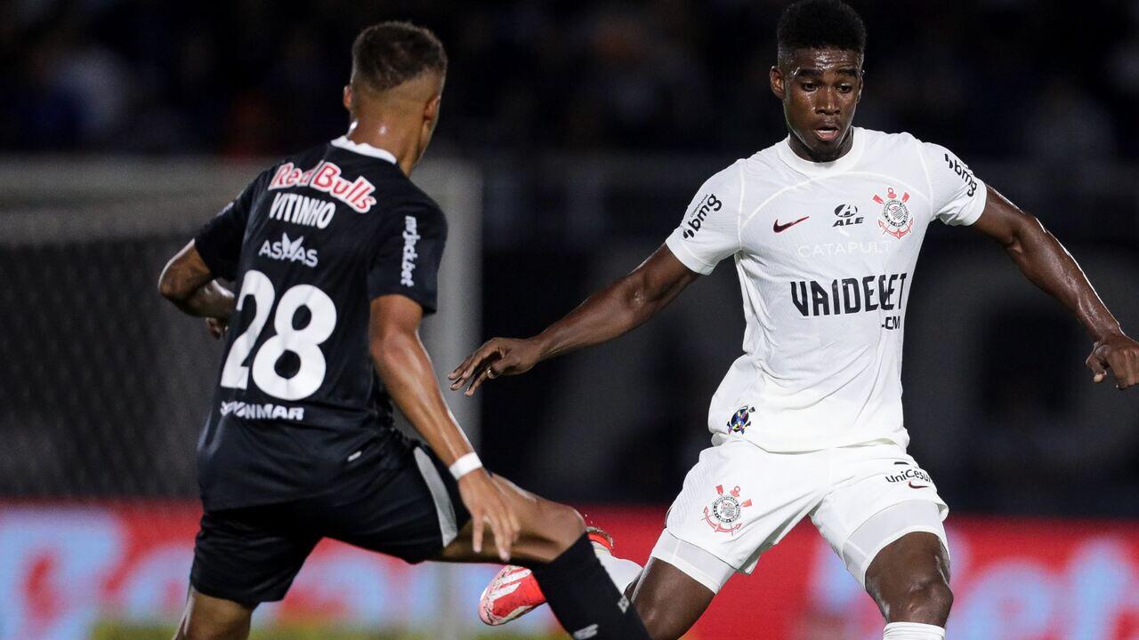 corinthians-mostra-mesmos-problemas,-perde-do-red-bull-bragantino-e-amarga-3o-jogo-sem-vitoria