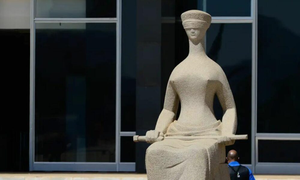 supremo-mantem-decisao-do-tse-que-multou-bolsonaro