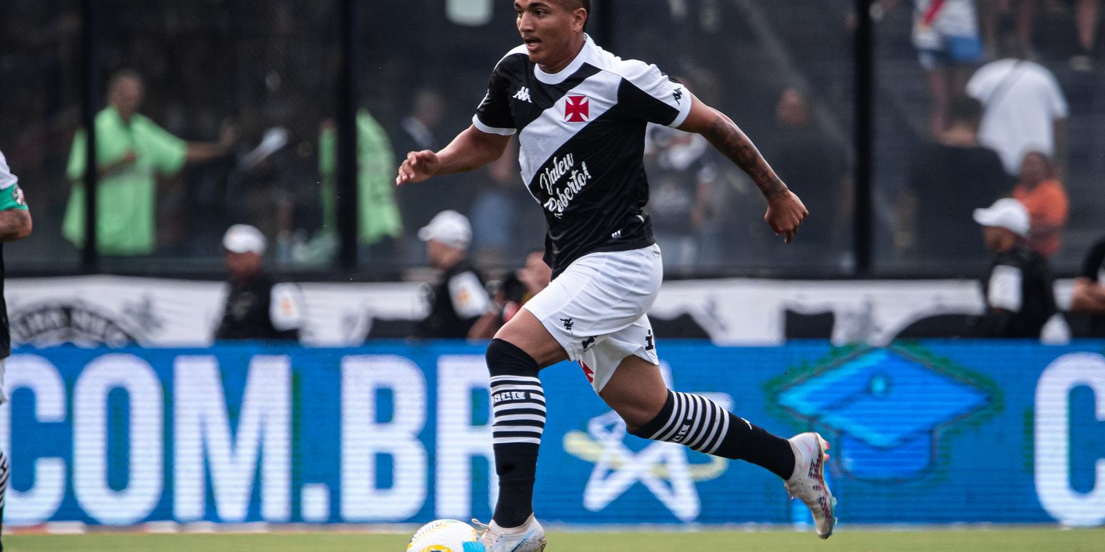 com-ingressos-esgotados,-vasco-recebe-criciuma-pelo-brasileirao