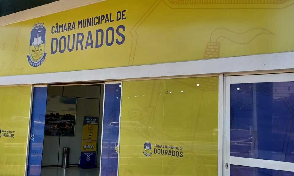 dos-29-projetos-em-discussao-na-camara-de-dourados,-25-sao-de-homenagens-e-nomes-de-ruas