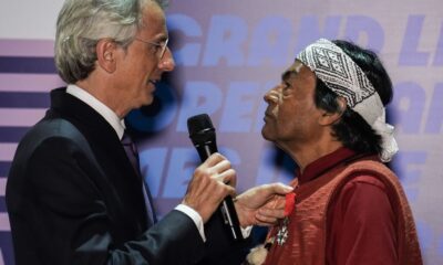 krenak-recebe-homenagem-da-franca-pela-defesa-dos-povos-originarios