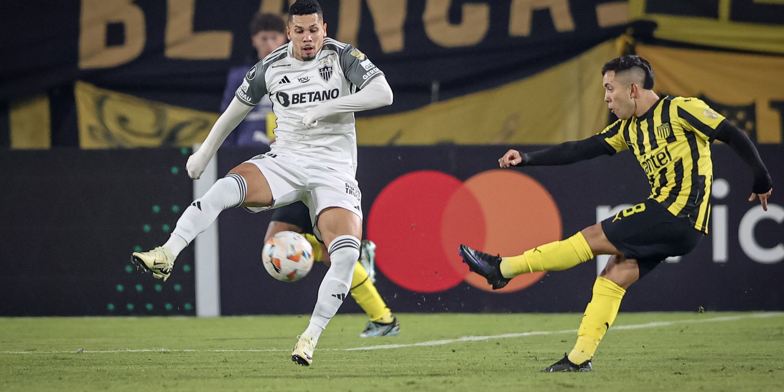 atletico-cai-diante-do-penarol-e-perde-invencibilidade-na-libertadores