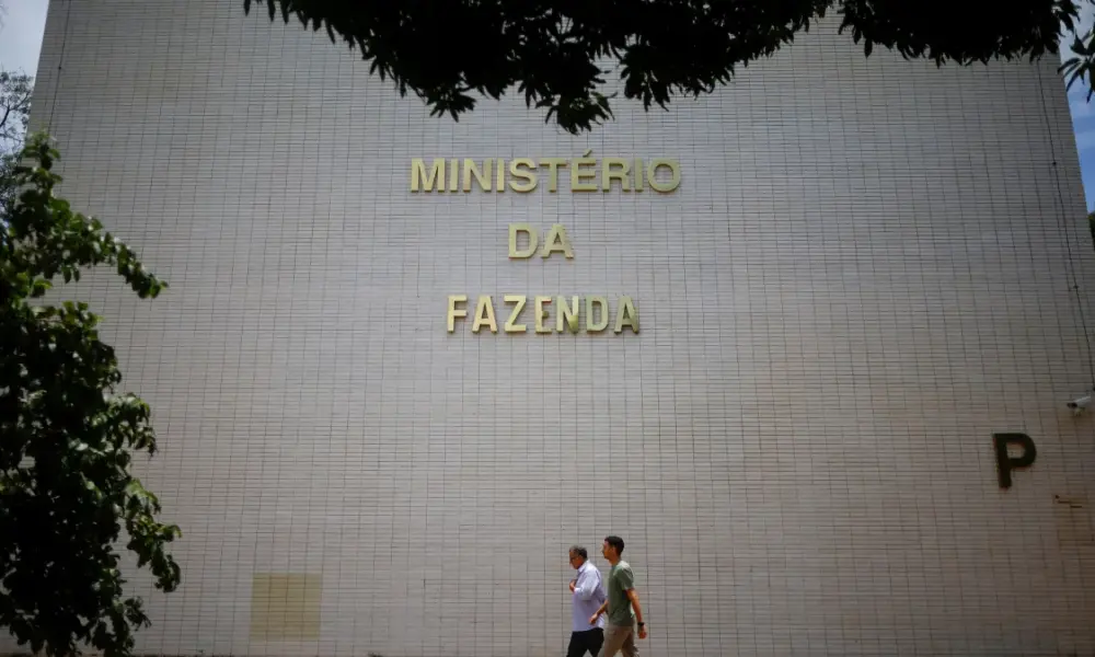 fazenda-aumenta-para-2,5%-estimativa-de-crescimento-do-pib-em-2024-–-folha-de-dourados-–-noticias-de-dourados-ms-e-regiao