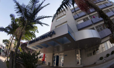 rede-d'or:-acao-cai-6%-em-sessao-marcada-por-venda-bilionaria-em-bloco-pelo-carlyle