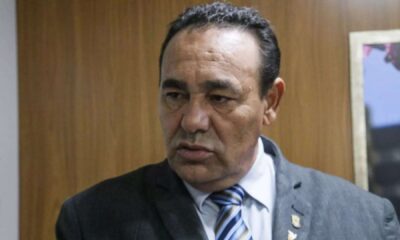carlao-diz-que-acata-justica,-mas-questiona-prazo-e-promete-recorrer-sobre-posse-de-suplente-de-claudinho-serra