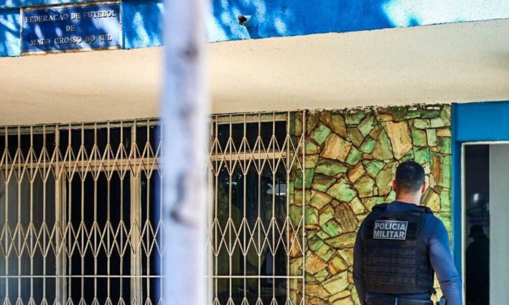 federacao-se-pronuncia-sobre-prisao-de-cezario-e-afirma-que-segue-atendendo-os-clubes