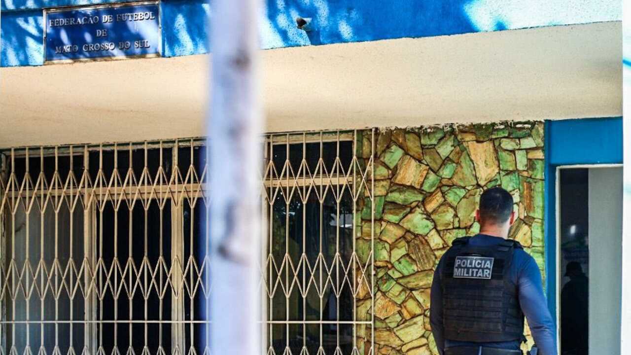 federacao-se-pronuncia-sobre-prisao-de-cezario-e-afirma-que-segue-atendendo-os-clubes