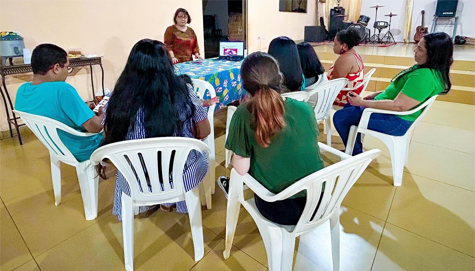 prefeitura-capacita-artesas-da-reserva-indigena-de-dourados-em-economia-criativa-|-portal-prefeitura-de-dourados