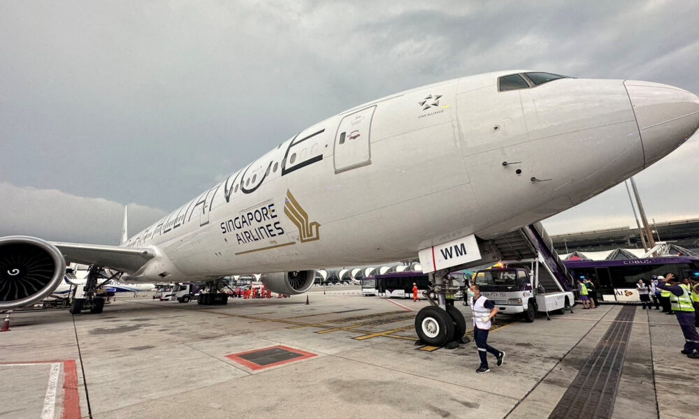 hospital-diz-que-43-pessoas-do-voo-da-singapore-airlines-seguem-em-tratamento