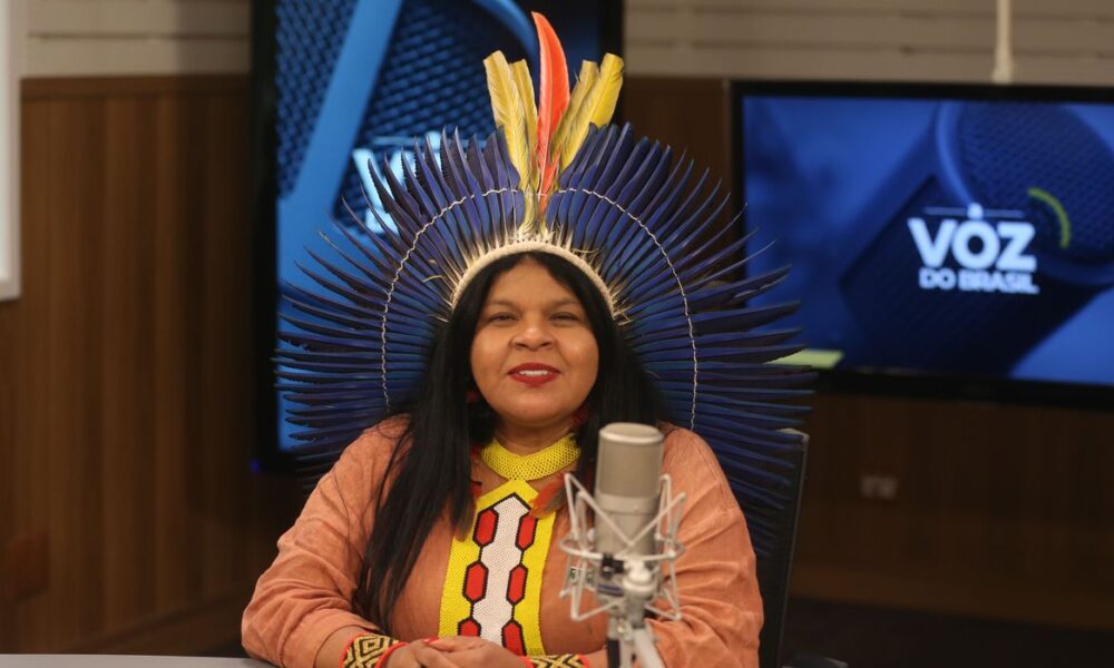 sonia-guajajara-vai-presidir-fundo-indigena-latino-americano-–-folha-de-dourados-–-noticias-de-dourados-ms-e-regiao