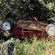 motorista-de-fusca-vermelho-perde-o-controle-e-cai-em-ribanceira-na-ms-450