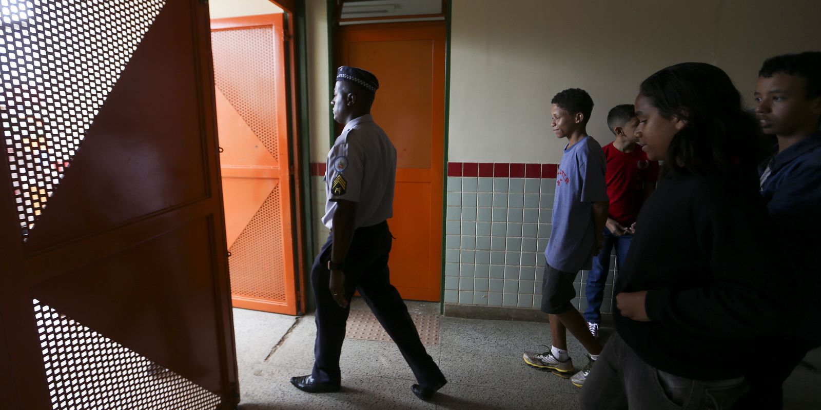 stf-da-10-dias-para-sp-explicar-modelo-de-escolas-civico-militares