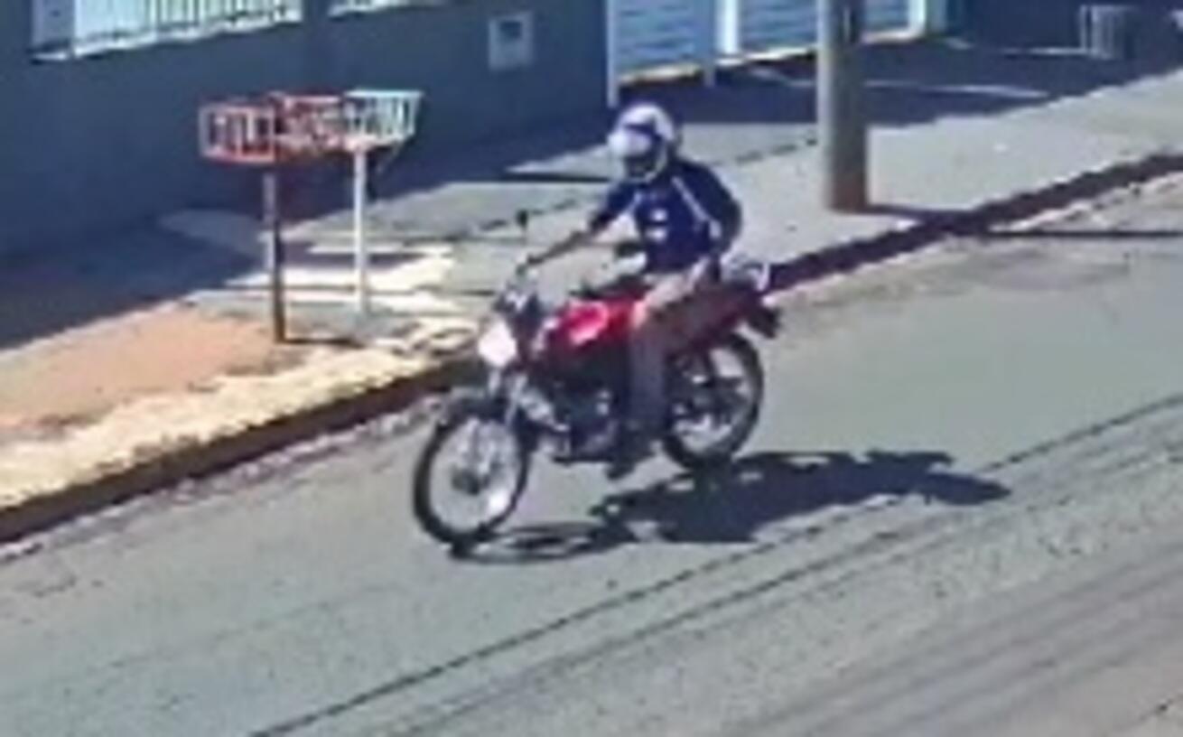 video:-moradora-tem-moto-furtada-em-frente-de-casa-no-coophavilla