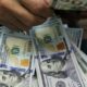 dolar-sobe-para-r$-5,42-as-vesperas-do-copom